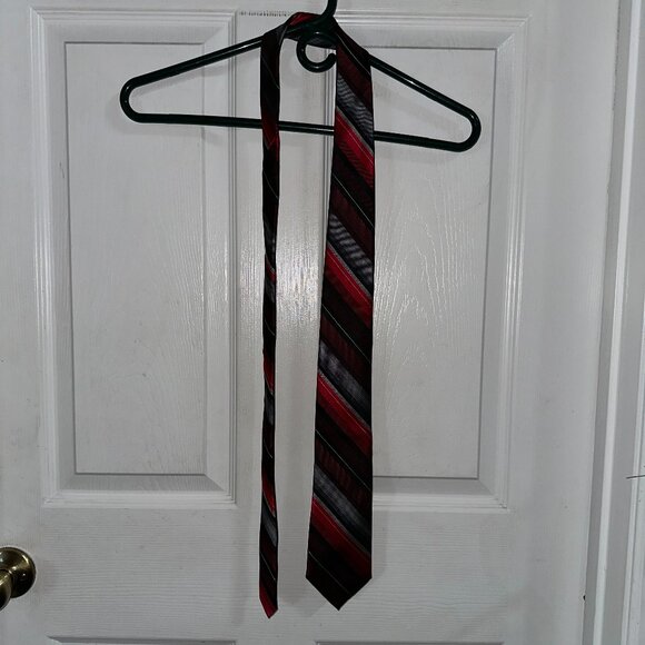 Excellent Van Heusen Tie - Picture 1 of 4